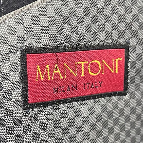 Mantoni 42R Suit 36x31 Flat Front 100% Wool Black Pinstriped Two Button Vented - Picture 3 of 13